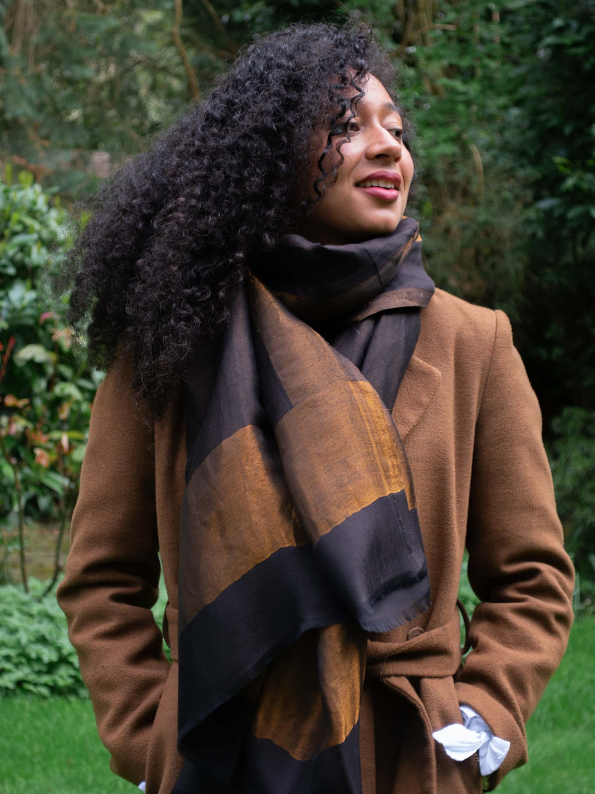 Black Fine Wool Stole with Zari Border