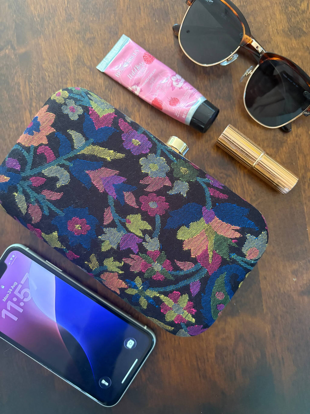 Black Kani Pattern Clutch Bag