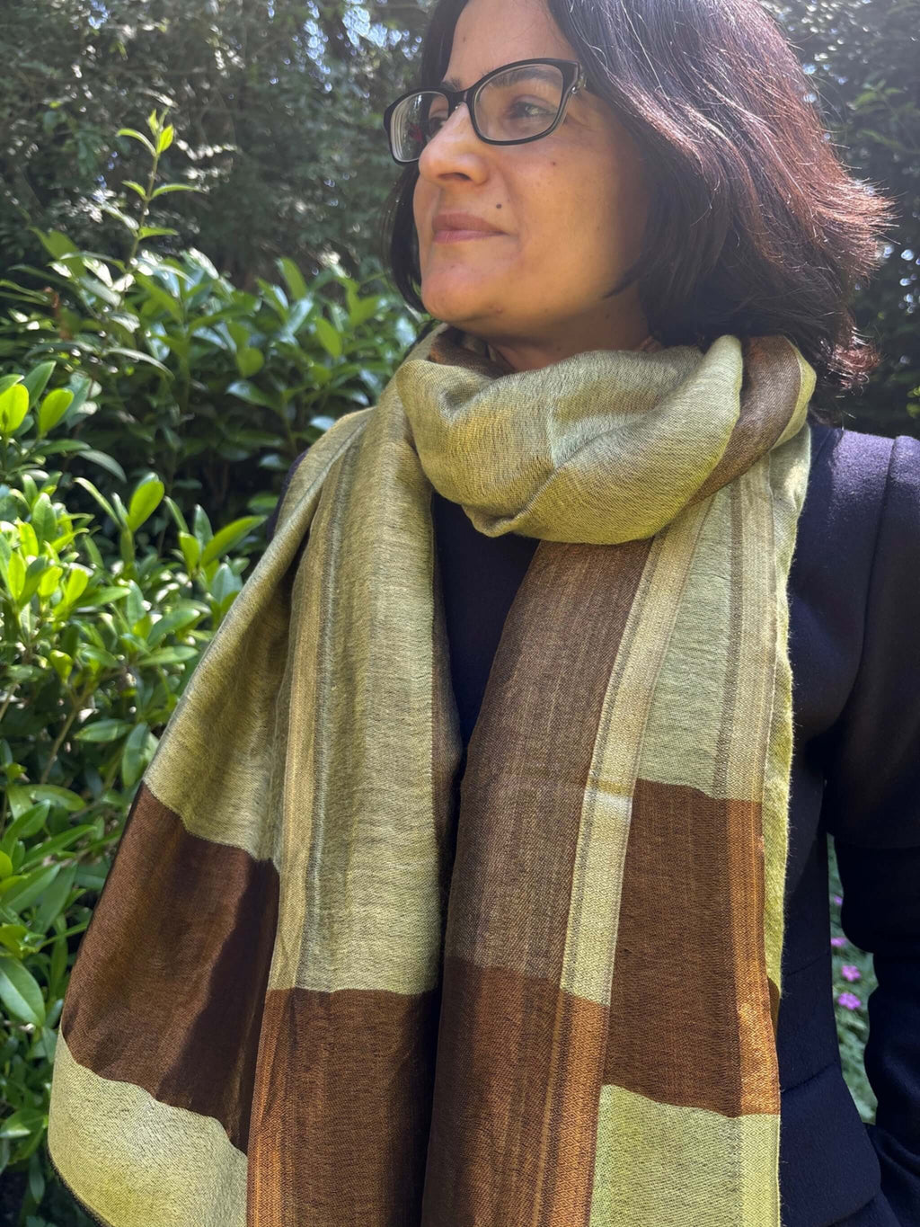 Olive Green Fine Wool Stole with Zari Border