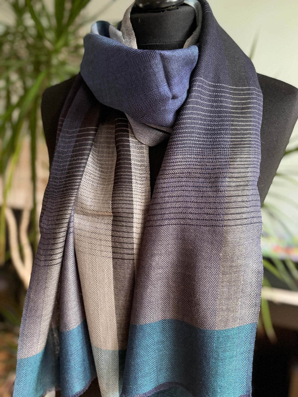 Men's Pure Pashmina Scarf – Sea Blue and Navy