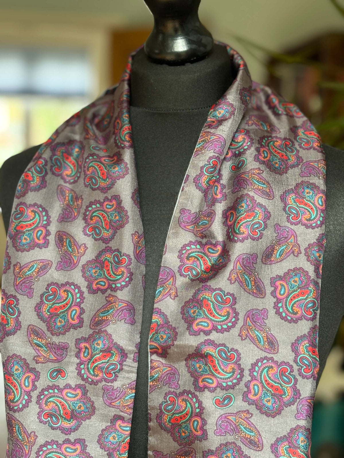 Grey Paisley Wool silk muffler