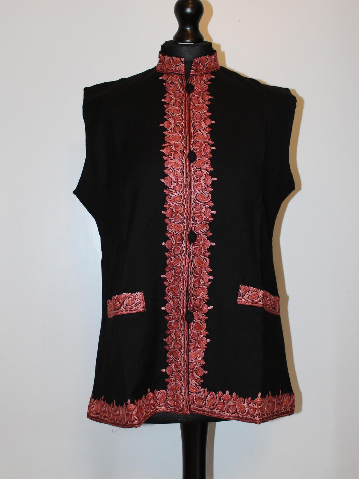Women's Pure Wool Embroidered Waistcoat - Black/Red